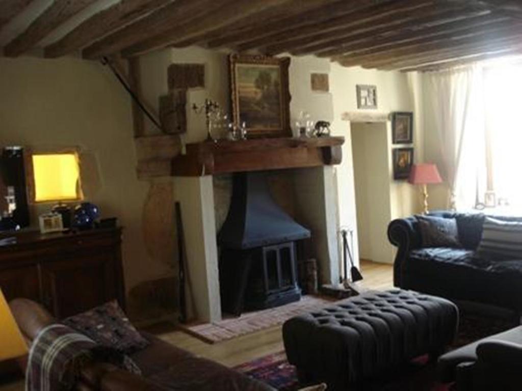 L'Ancien Pressoir Bed and Breakfast Ménil-Hermei Eksteriør billede